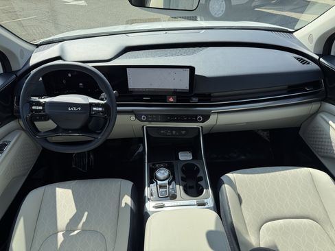 New 2027 Kia Carnival SX FWD image 8
