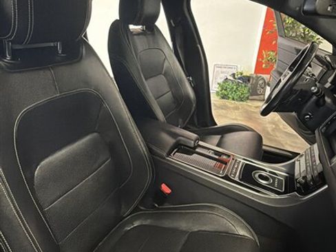 Used 2016 Jaguar XF R-Sport AWD/4WD image 31