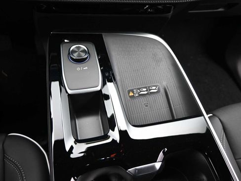 New 2026 Buick Enclave Preferred w/ Power Package image 18