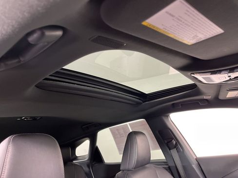 Used 2024 Lexus RX 350 Premium w/ Accessory Package (Z1) FWD image 5