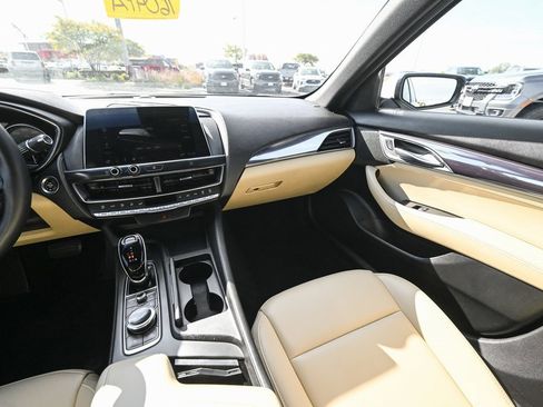 Used 2020 Cadillac CT5 Luxury image 32