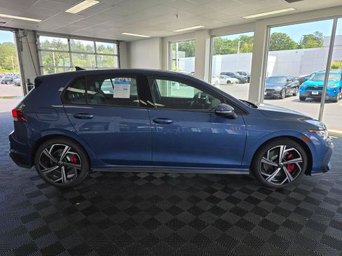 New 2026 Volkswagen GTI SE FWD image 2