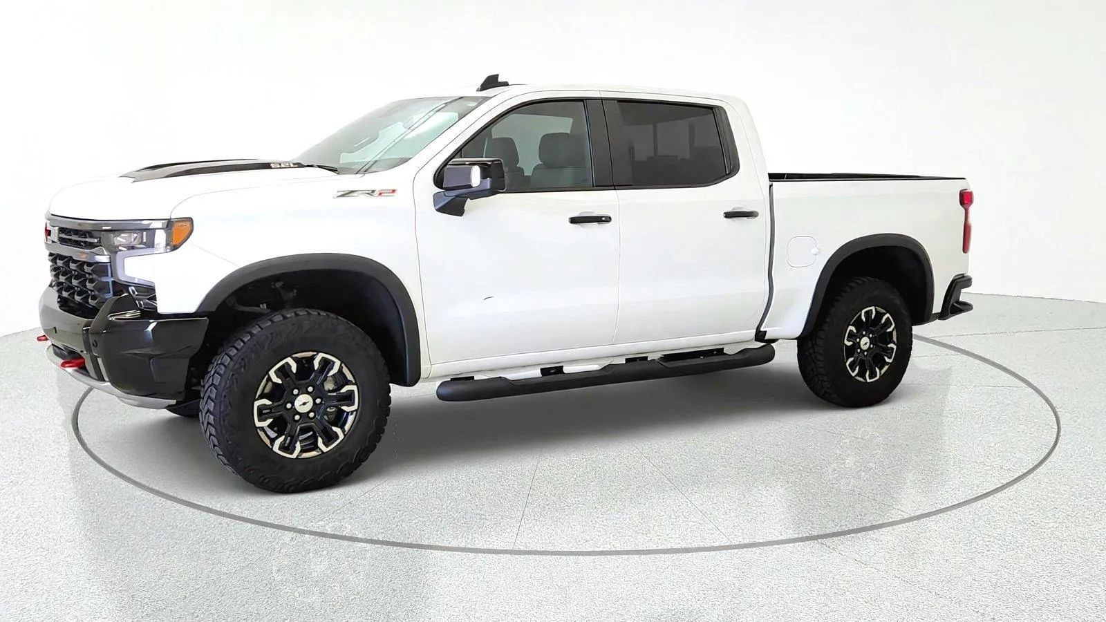 Used 2025 Chevrolet Silverado 1500 ZR2 AWD/4WD image 4