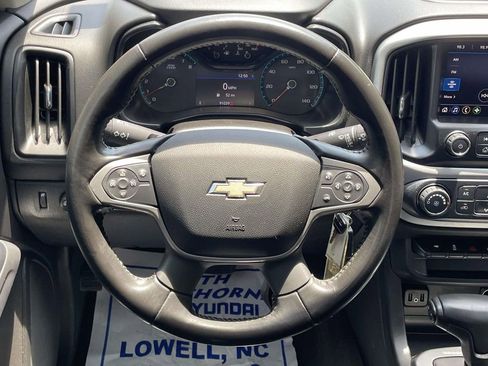Used 2019 Chevrolet Colorado LT w/ LT Convenience Package RWD image 12