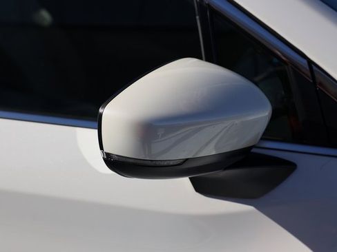 Certified 2025 Subaru Ascent Premium w/ Premium Package image 8