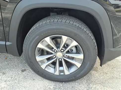 New 2026 Chevrolet Equinox LT w/ Convenience Package II FWD image 11