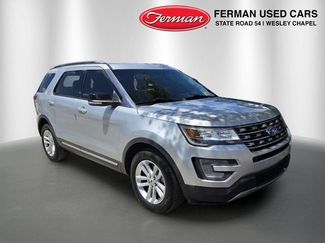 Used 2017 Ford Explorer XLT FWD video 1