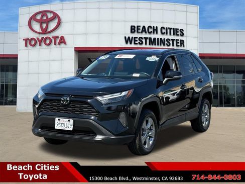 Certified 2025 Toyota RAV4 XLE FWD image 6