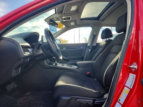 Used 2022 Honda Civic EX image 17