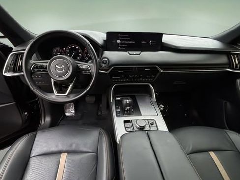 Used 2025 MAZDA CX-90 3.3 Turbo w/ Premium Plus Pkg image 16