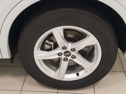 Used 2024 Audi Q5 2.0T Premium image 24