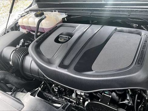 Used 2026 RAM 1500 Laramie AWD/4WD image 30