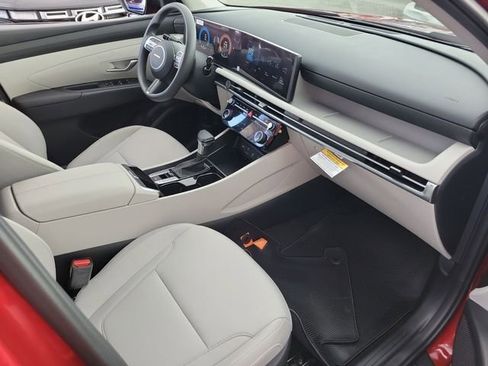 New 2026 Hyundai Tucson SEL image 16