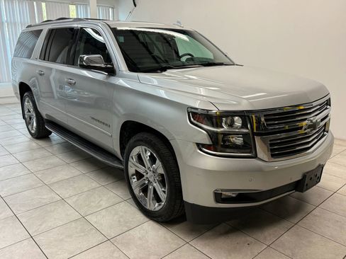 Used 2016 Chevrolet Suburban LTZ image 1