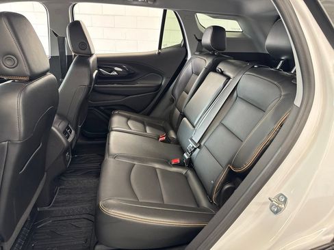 Used 2024 GMC Terrain AT4 AWD/4WD image 36