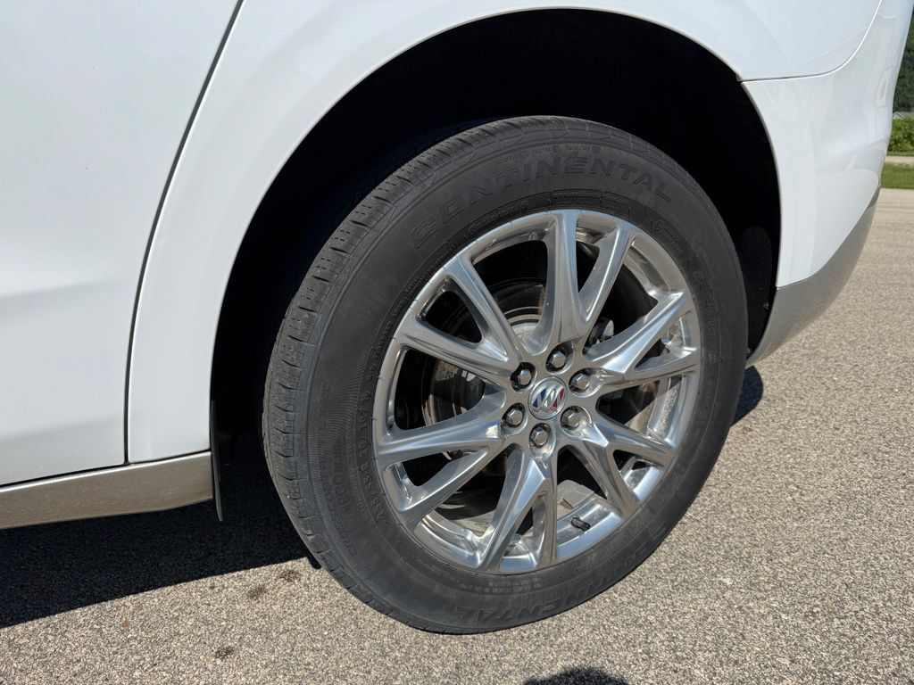 Used 2023 Buick Enclave Essence w/ Experience Buick Package AWD/4WD image 15