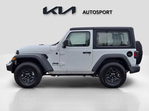 Used 2023 Jeep Wrangler Sport image 12