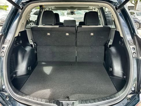 Used 2018 Toyota RAV4 XLE image 17