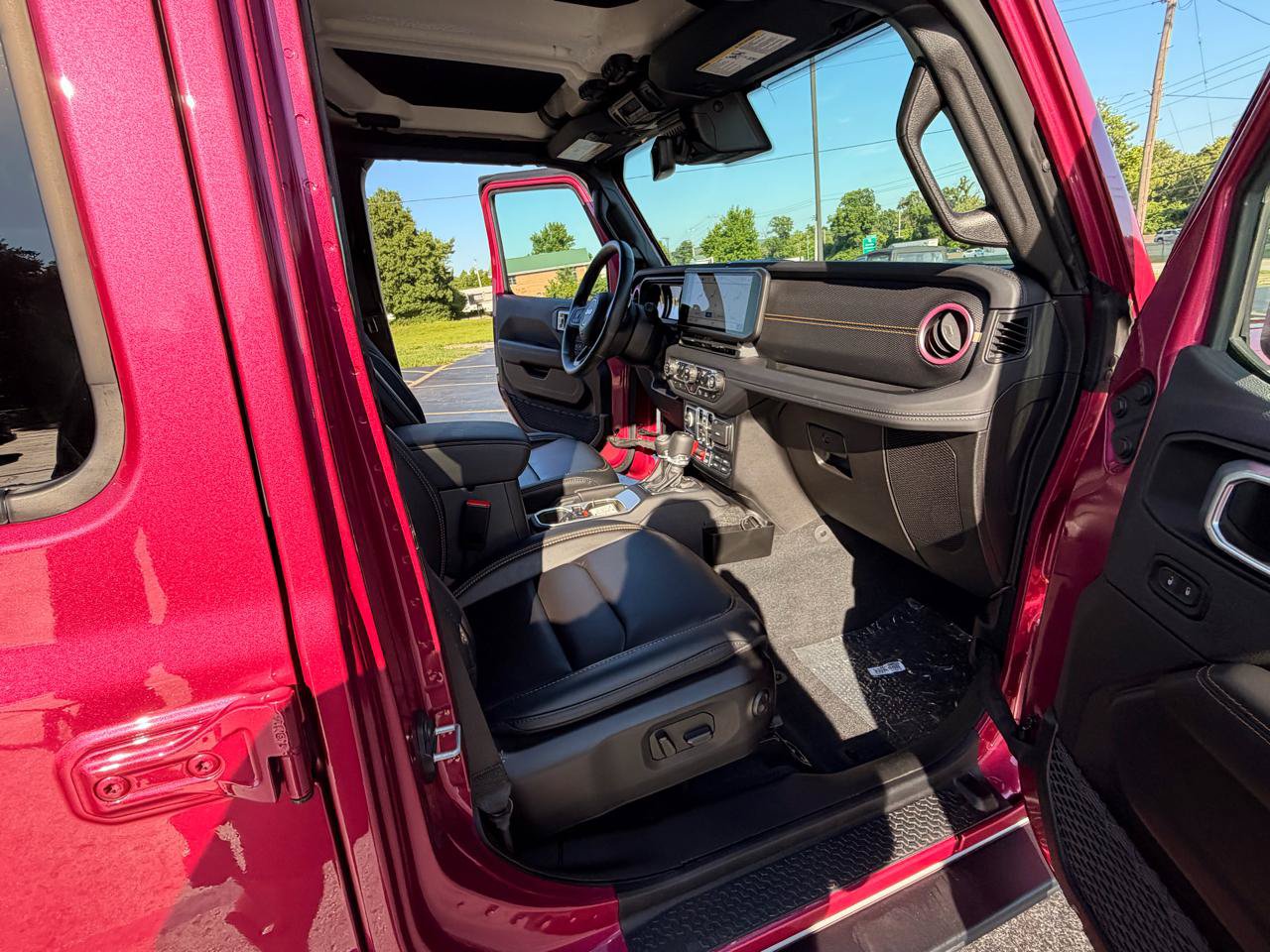 Used 2024 Jeep Wrangler Unlimited Rubicon 392 AWD/4WD image 57