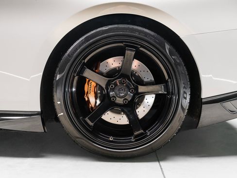Used 2021 Nissan GT-R Premium image 44