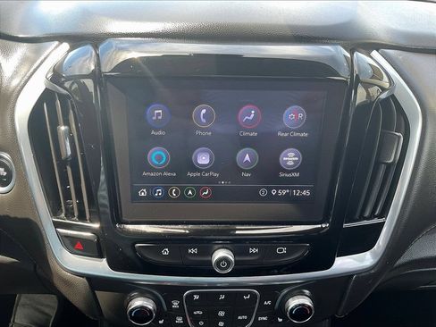 Used 2020 Chevrolet Traverse LT w/ LT Premium Package AWD/4WD image 14