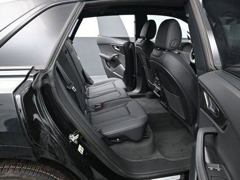 New 2026 Audi Q8 Premium Plus image 13