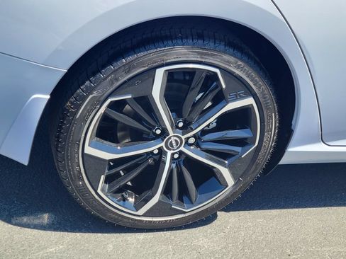 New 2026 Nissan Altima 2.5 SR FWD image 3