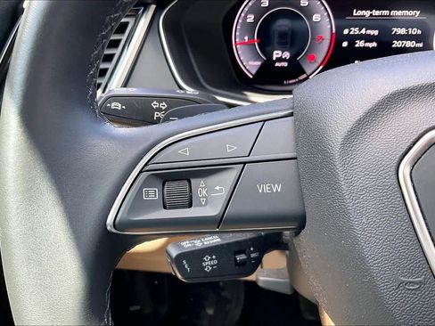 Used 2021 Audi Q5 Premium Plus image 23