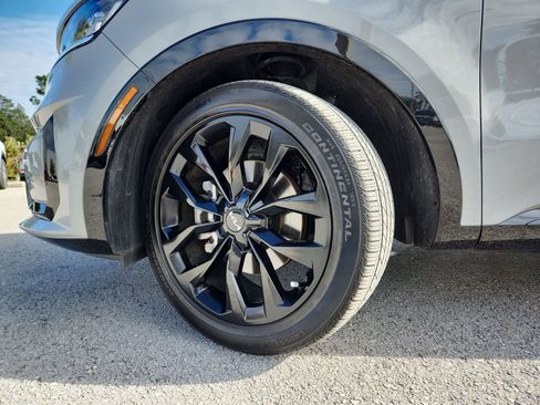 Used 2023 Kia Sorento SX image 33