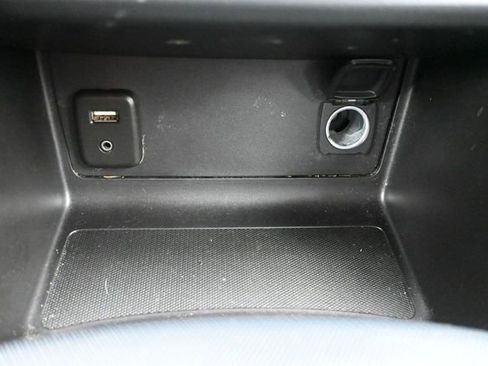 Used 2018 Chevrolet Colorado Z71 AWD/4WD image 29