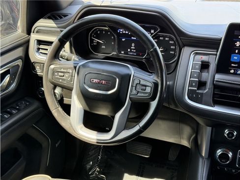 Used 2021 GMC Yukon XL SLT AWD/4WD image 38