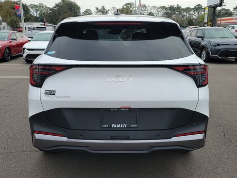 New 2026 Kia Sportage LX image 5