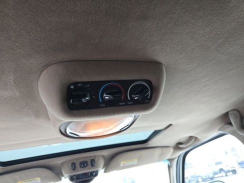 Used 2004 Ford Excursion Limited image 22