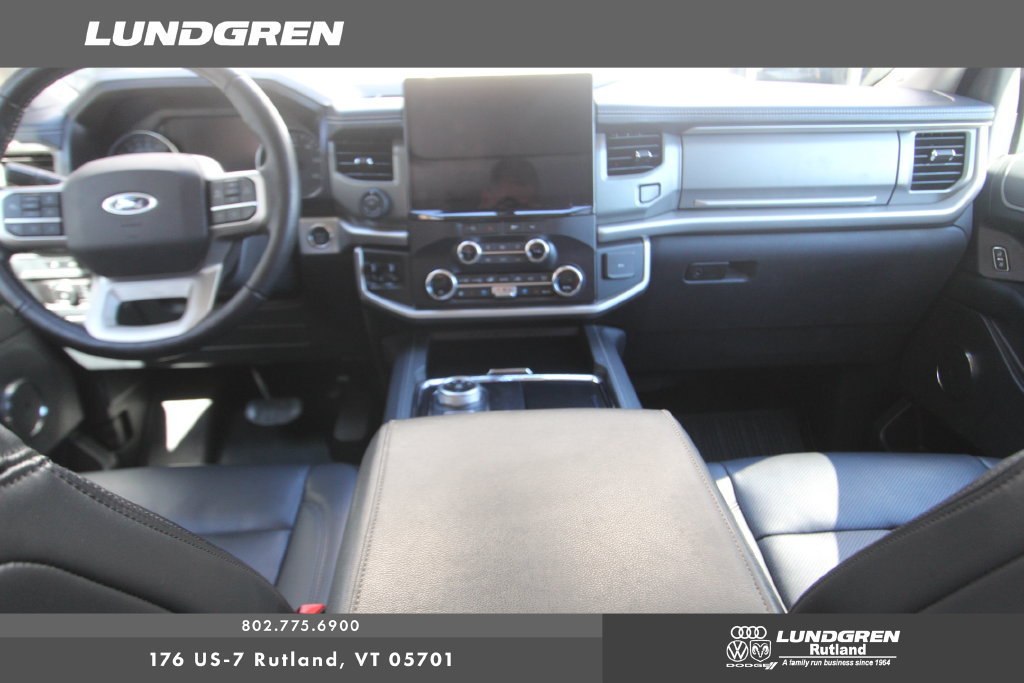 Used 2023 Ford Expedition XLT AWD/4WD image 13