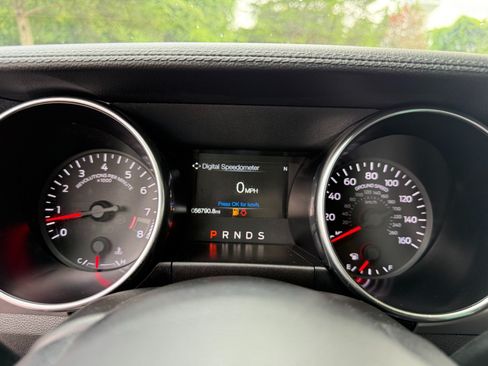 Used 2021 Ford Mustang GT Premium RWD image 19