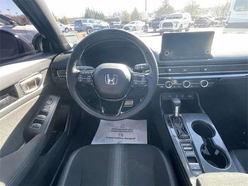 Used 2025 Honda Civic Sport image 12
