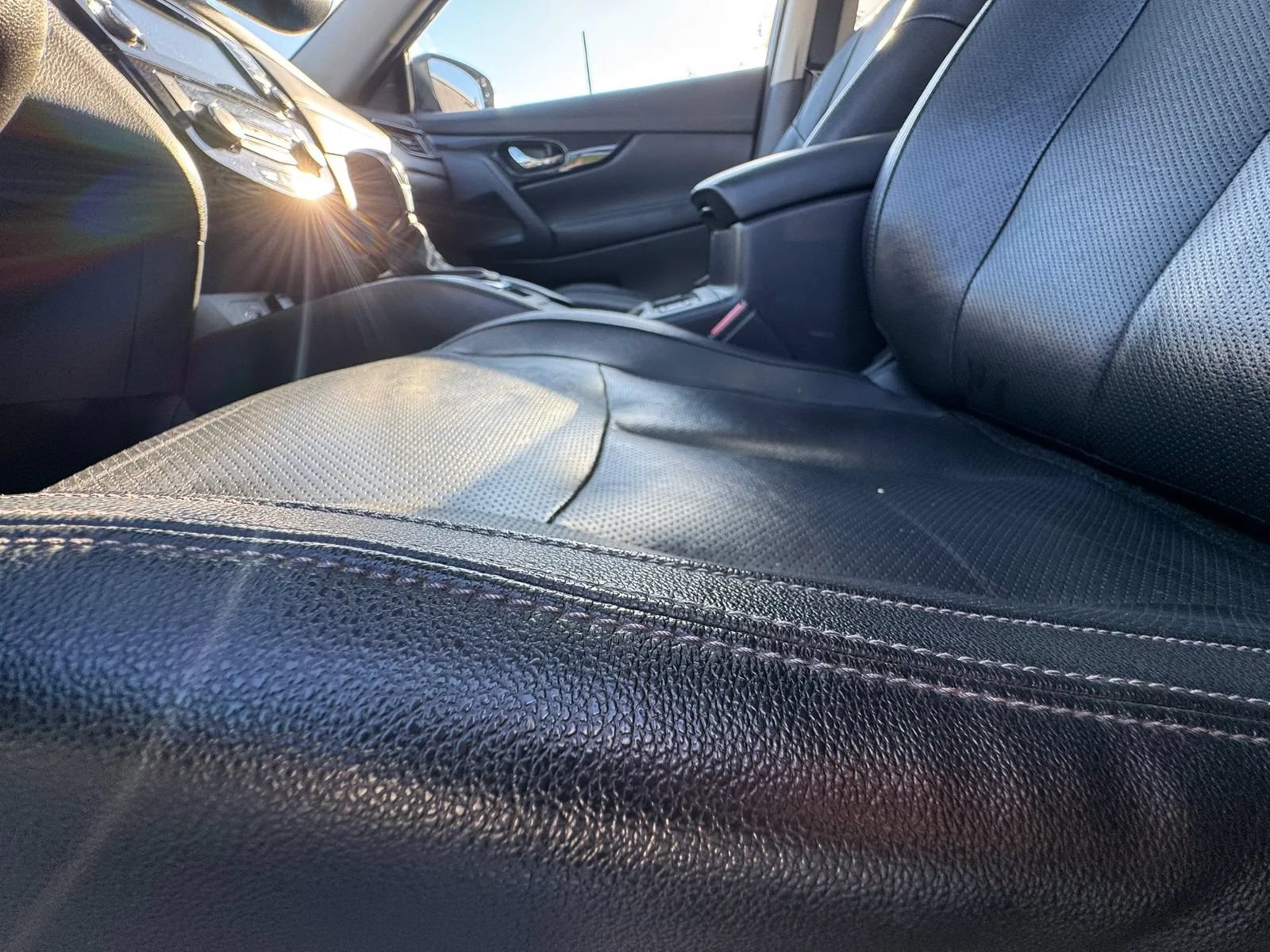 Used 2019 Nissan Rogue SL w/ Premium Package AWD/4WD image 43