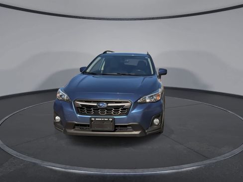 Used 2019 Subaru Crosstrek 2.0i Premium image 3