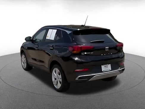 Used 2025 Buick Encore GX Preferred AWD/4WD image 9