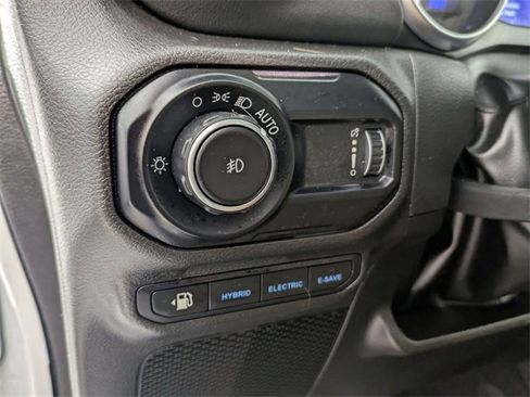 Used 2023 Jeep Wrangler Unlimited Sahara w/ Cold Weather Group image 14