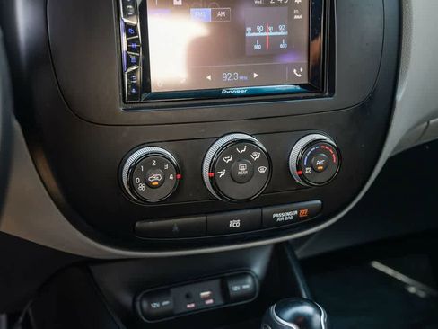 Used 2016 Kia Soul image 20