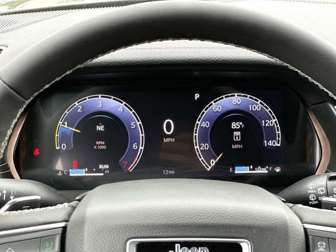 New 2026 Jeep Grand Cherokee Limited image 19