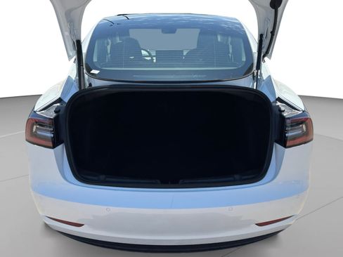 Used 2022 Tesla Model 3 Long Range AWD/4WD image 19