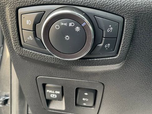 Used 2019 Ford F150 Lariat w/ FX4 Off-Road Package image 31