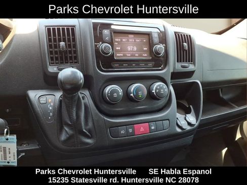 Used 2021 RAM ProMaster 1500 w/ Premium Appearance Group FWD image 4