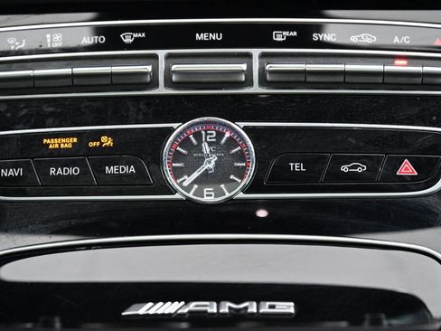 Used 2019 Mercedes-Benz E 63 AMG S image 33