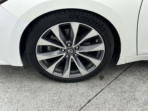 Used 2021 Nissan Maxima Platinum w/ Sport Mat Group image 48