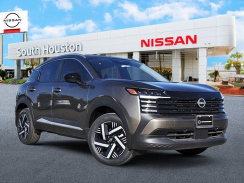 New 2026 Nissan Kicks SV w/ SV Premium Package image 1