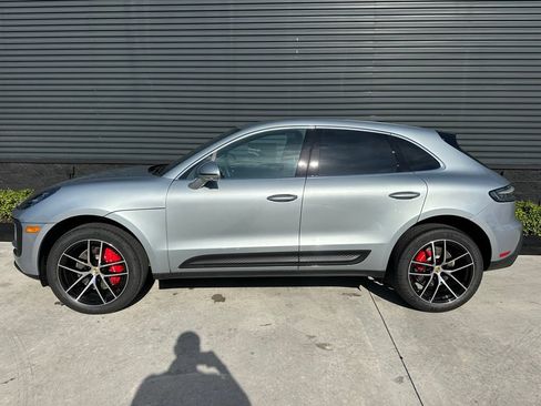 Certified 2026 Porsche Macan S AWD/4WD image 2