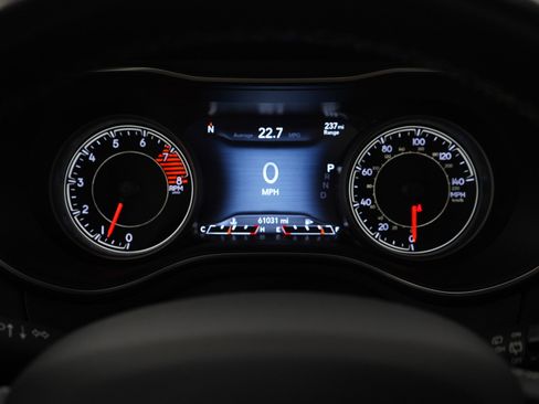 Used 2021 Jeep Cherokee Latitude Lux 80th Anniv w/ Quick Order Package 26U 80TH image 23